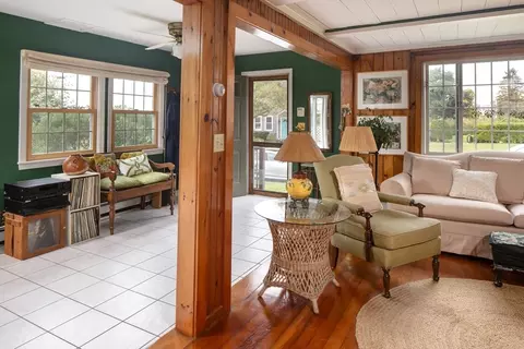 15 Baxter Ave, Fairhaven, MA 02719 photo 8