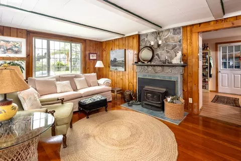 15 Baxter Ave, Fairhaven, MA 02719 photo 7