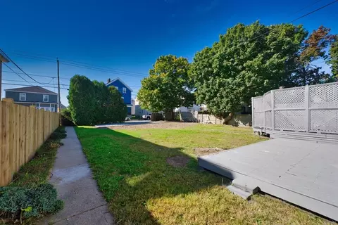 54 Grinnell St, Fall River, MA 02721 photo 40