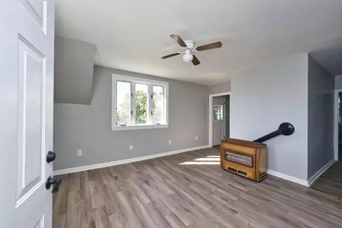 54 Grinnell St, Fall River, MA 02721 photo 29