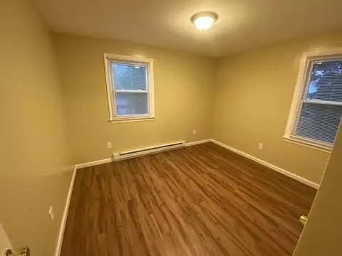28-30 Aster, Springfield, MA 01109 photo 12