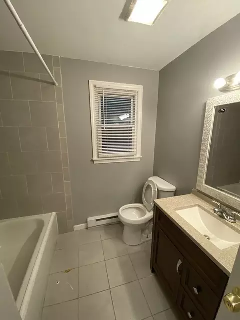 28-30 Aster, Springfield, MA 01109 photo 6