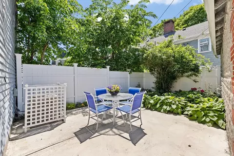 14 Temple St #14, Mattapan, MA 02126