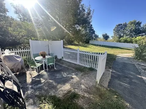 Exterior - 103 Collins St #103, Chicopee, MA 01022 photo 3 of 3