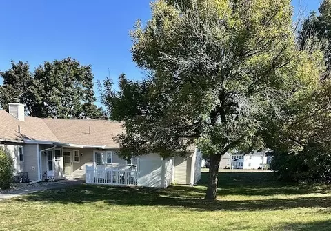 103 Collins St #103, Chicopee, MA 01022