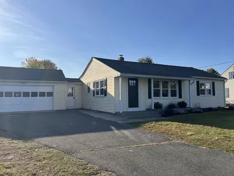 100 Derryfield Ave, Springfield, MA 01118 photo 2