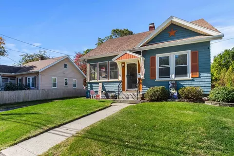 71 Glendale, Worcester, MA 01602