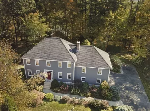 8 Danielle Dr, Grafton, MA 01519