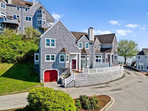 1 Marina Dr #1, Hull, MA 02045