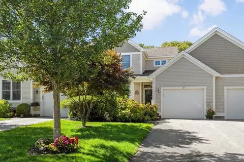23 Sea Spray Ave #563, Mashpee, MA 02649