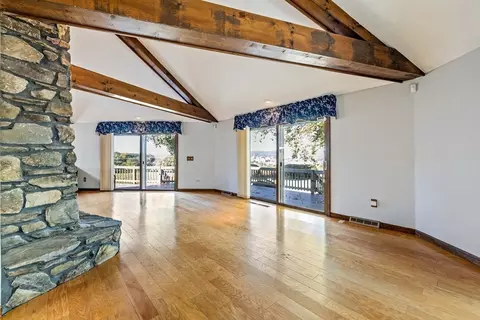 Living - 64 Dowds Ln, Chicopee, MA 01020 photo 2 of 6