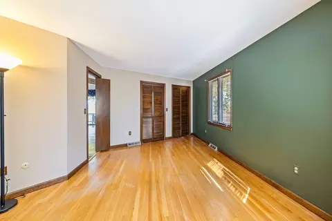 Bedroom - 64 Dowds Ln, Chicopee, MA 01020 photo 1 of 3