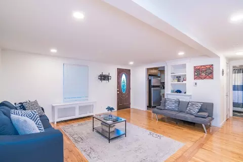 95 Benz St, Springfield, MA 01118 photo 7