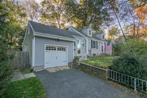 95 Benz St, Springfield, MA 01118 photo 2