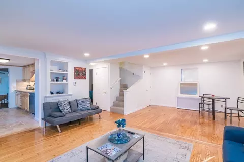 95 Benz St, Springfield, MA 01118 photo 5