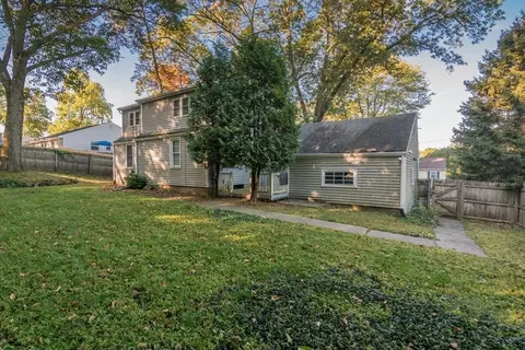 95 Benz St, Springfield, MA 01118 photo 21