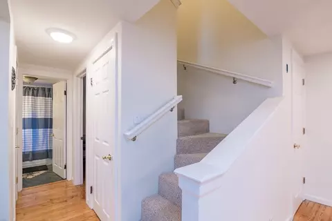 95 Benz St, Springfield, MA 01118 photo 16