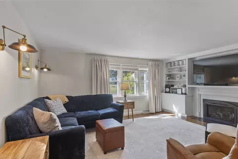 16 Jonathan Dr, Ayer, MA 01432 photo 12