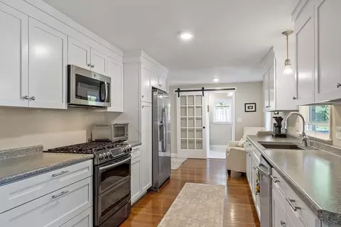16 Jonathan Dr, Ayer, MA 01432 photo 6