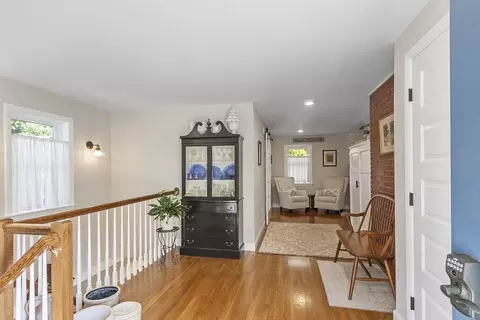 16 Jonathan Dr, Ayer, MA 01432 photo 4