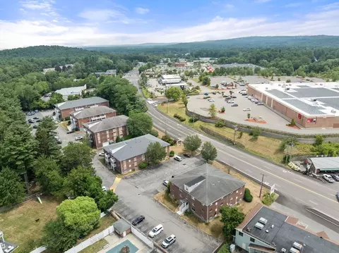 608 Boston Post Rd E #11, Marlborough, MA 01752