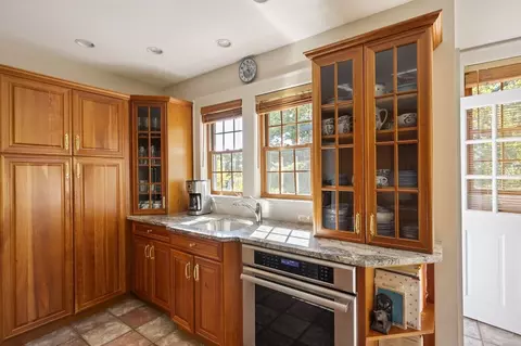 23 Otis Hill Rd, Hingham, MA 02043 photo 7