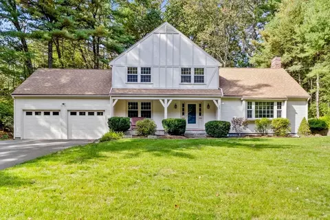 369 Border Rd, Concord, MA 01742