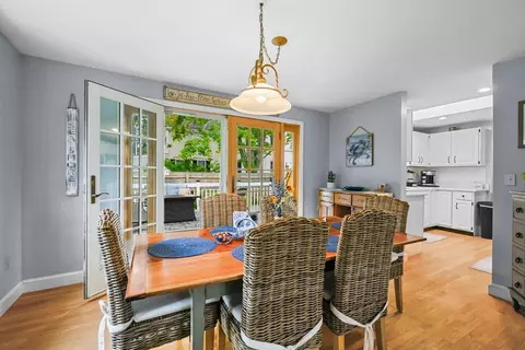 342 Sea St, Barnstable, MA 02601 photo 12