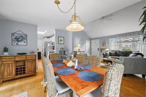 342 Sea St, Barnstable, MA 02601 photo 13