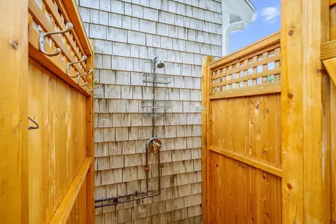 342 Sea St, Barnstable, MA 02601 photo 37