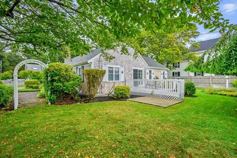 342 Sea St, Barnstable, MA 02601 photo 33