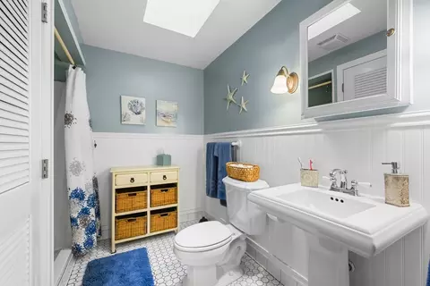 342 Sea St, Barnstable, MA 02601 photo 23