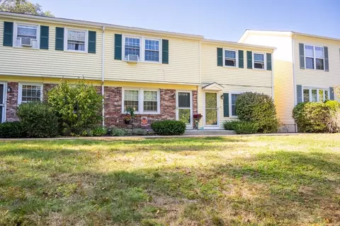 2 George St #C, Plainville, MA 02762