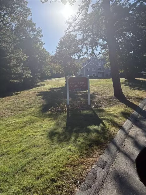 37 Fairway Ln #37, Blackstone, MA 01504