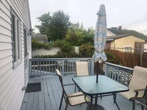 Exterior - 9 Quasuet Ave, Wareham, MA 02571 photo 2 of 5