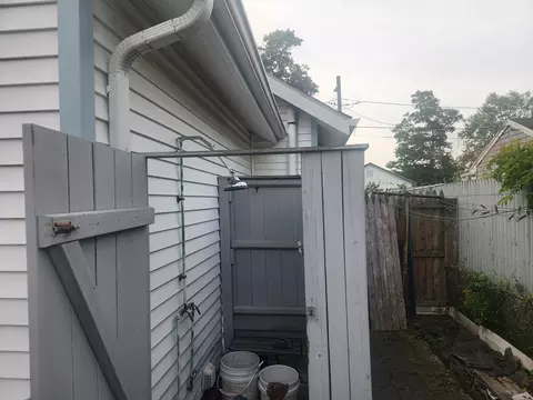 Exterior - 9 Quasuet Ave, Wareham, MA 02571 photo 4 of 5