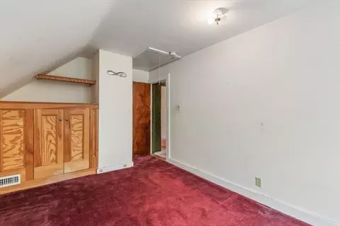 Bedroom - 48 Eutaw Ave, Lynn, MA 01902 photo 9 of 10