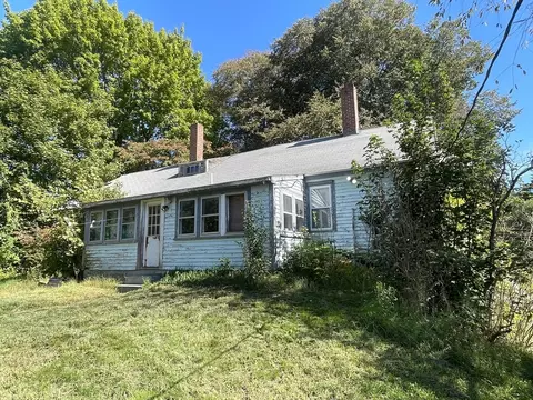 246 Everett St, Middleboro, MA 02346