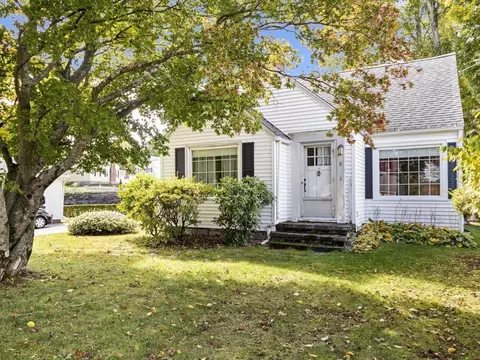 Exterior - 8 Grandview Ave, Webster, MA 01570 photo 5 of 9