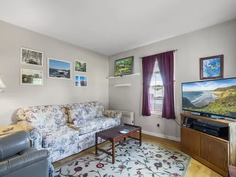 Living - 8 Grandview Ave, Webster, MA 01570 photo 3 of 5