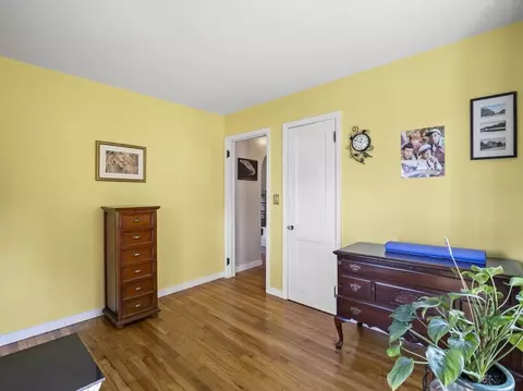 Bedroom - 8 Grandview Ave, Webster, MA 01570 photo 1 of 7