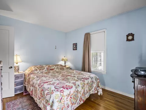 Bedroom - 8 Grandview Ave, Webster, MA 01570 photo 5 of 7