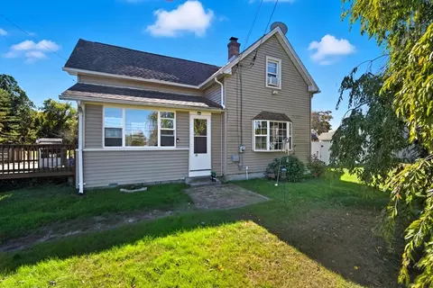 27 Cady St, Ludlow, MA 01056