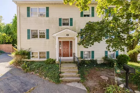 195 Crescent St #2, Fall River, MA 02720