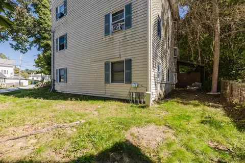 195 Crescent St #2, Fall River, MA 02720 photo 3