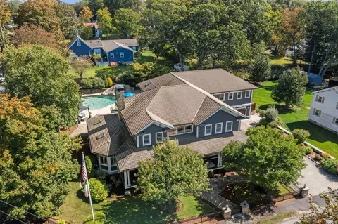 47 Addison St, Braintree, MA 02184