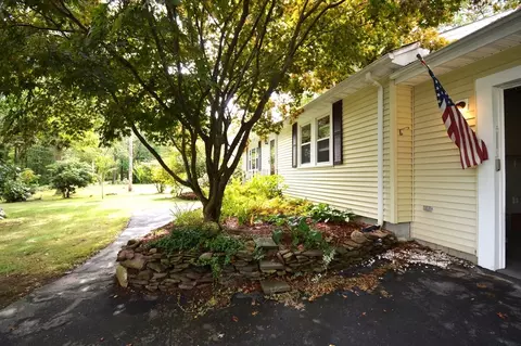 218 Massapoag Ave, Easton, MA 02356