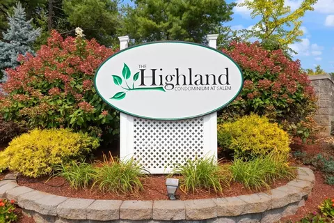 6 Countryside Ln #1303, Salem, MA 01970