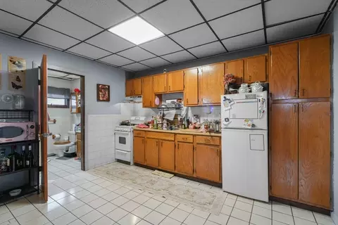 Kitchen - 337 Columbia St, Fall River, MA 02721 photo 2 of 6