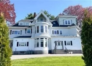 81 Summer St #1, Stoughton, MA 02072